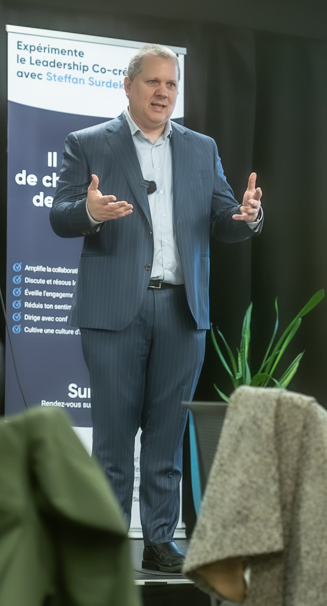 Steffan Surdek speaking on stage